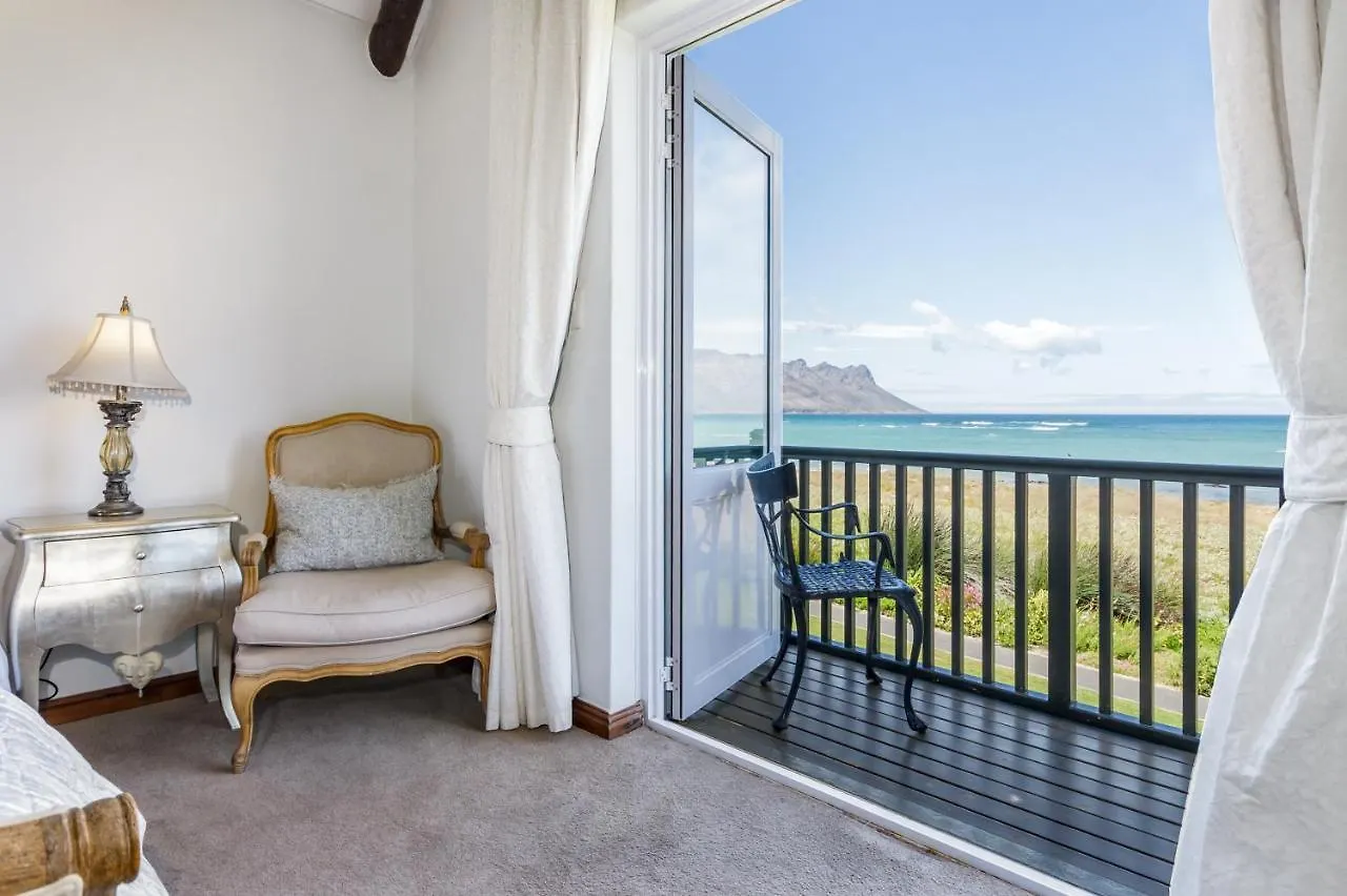 Strand Beach Lodge Villa