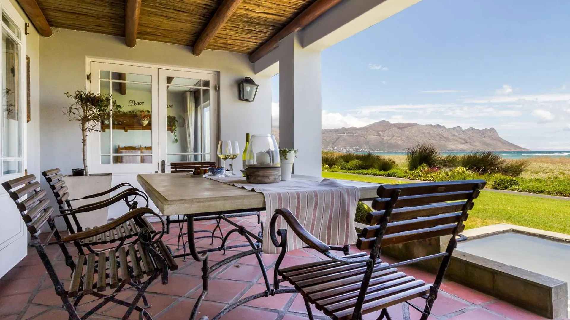 Strand Beach Lodge 0*,  South Africa