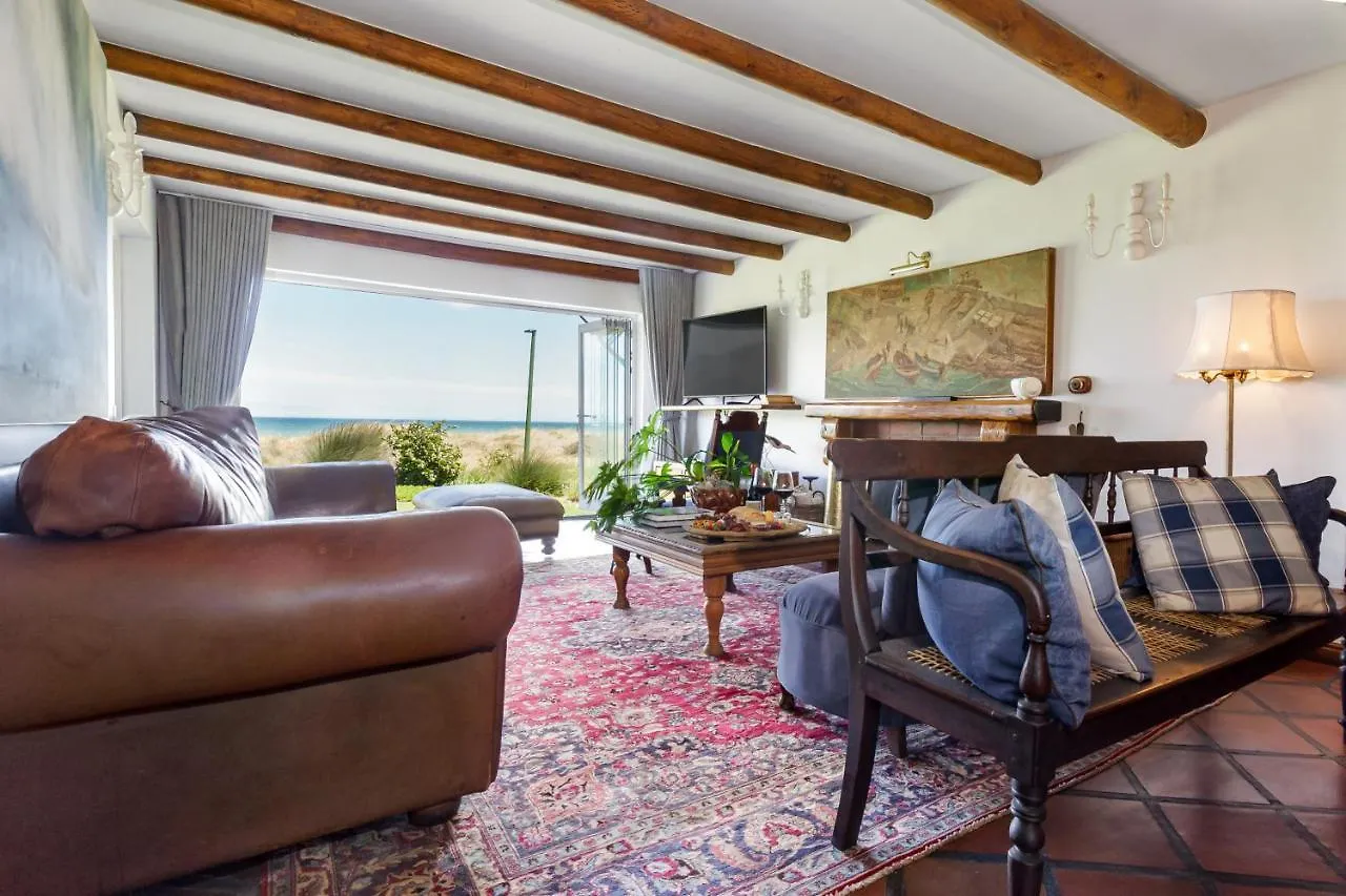 Strand Beach Lodge
