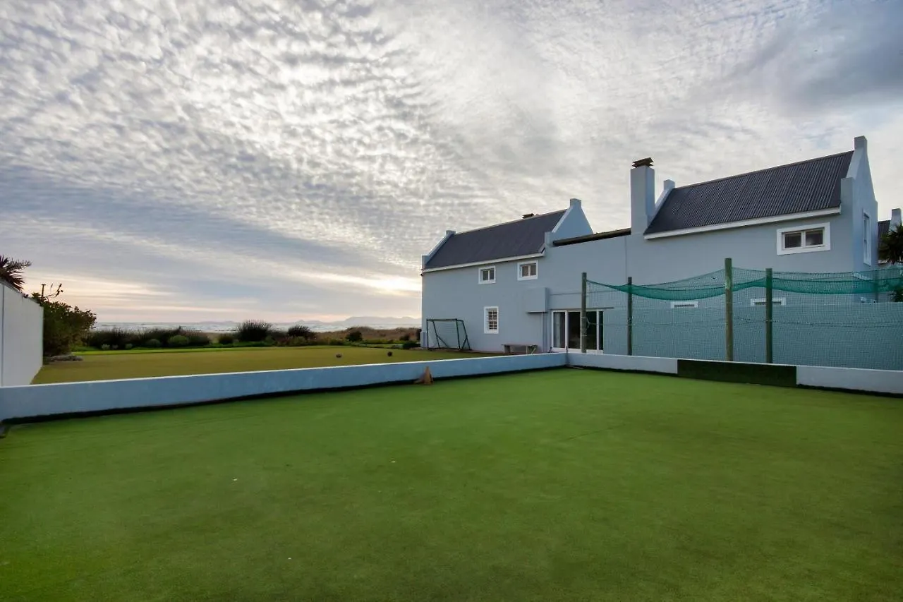 Strand Beach Lodge