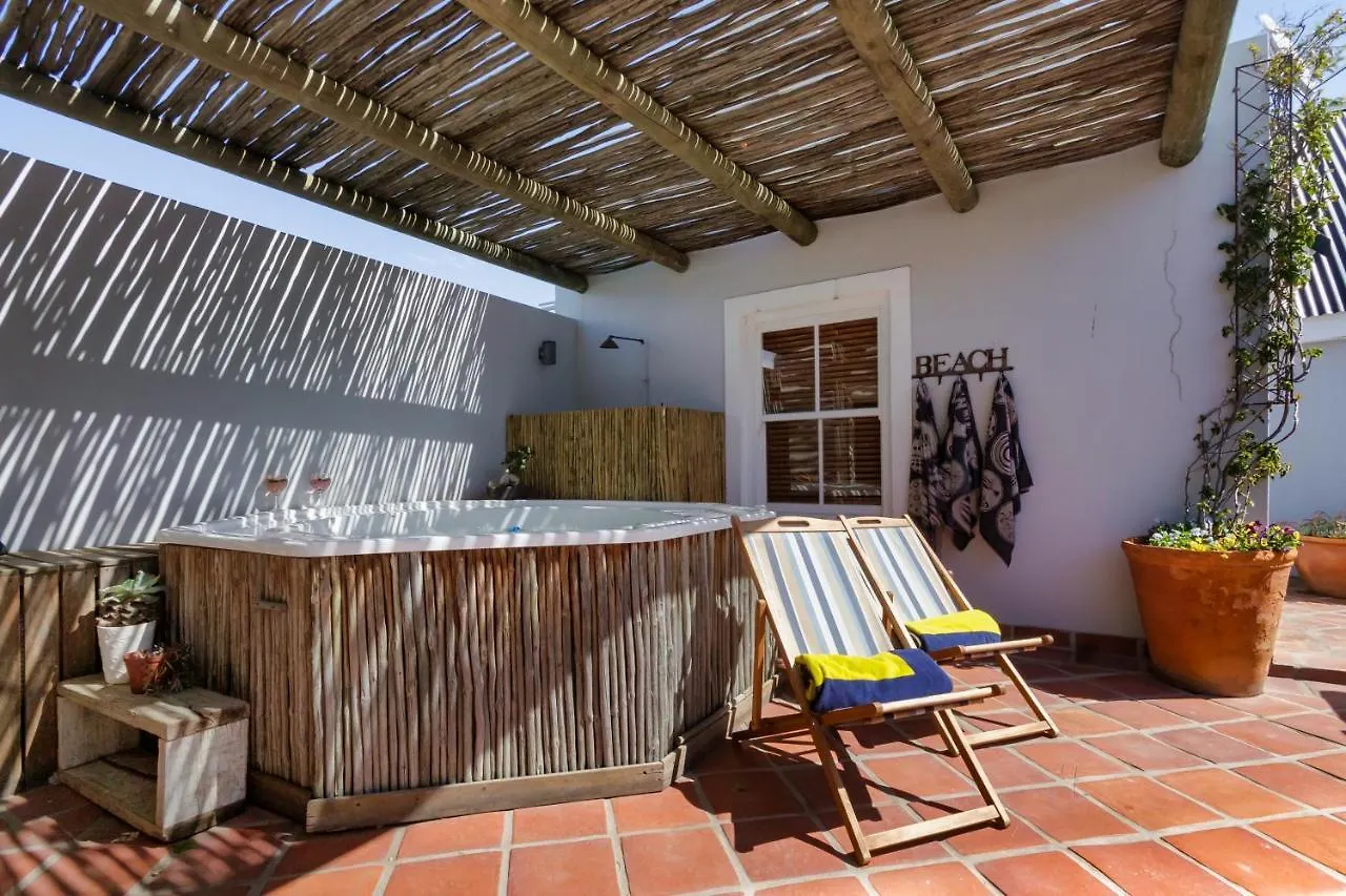 Strand Beach Lodge