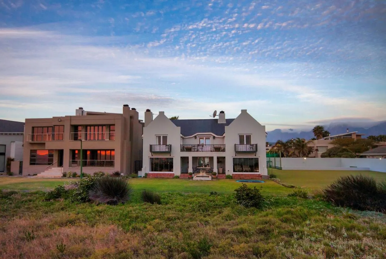 Strand Beach Lodge