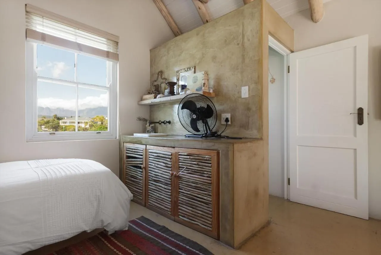 Strand Beach Lodge Villa